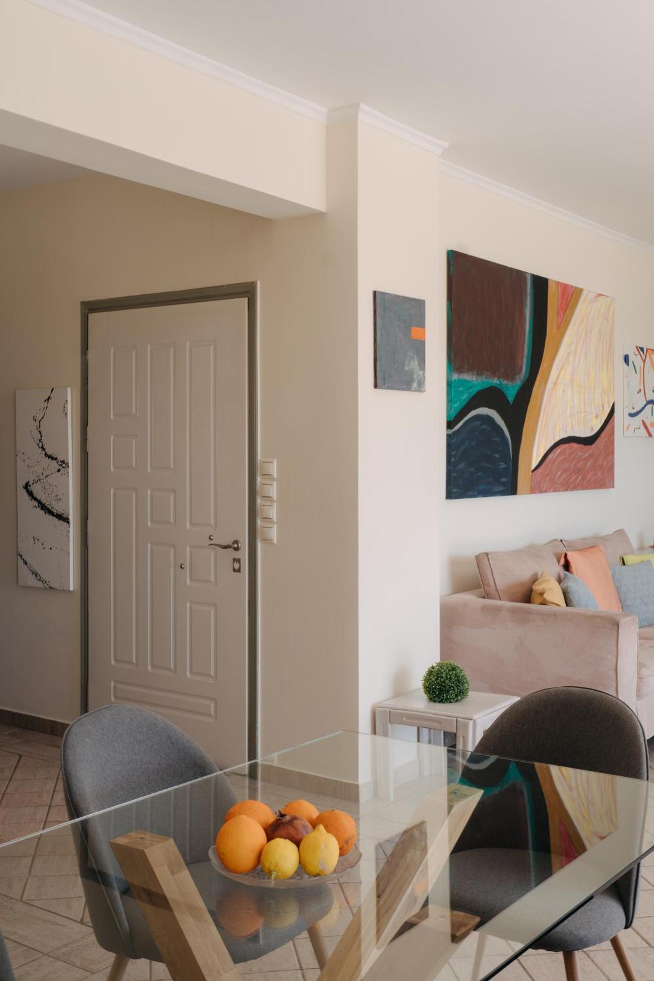 Nefeli City Apartments พาทรา ภายนอก รูปภาพ