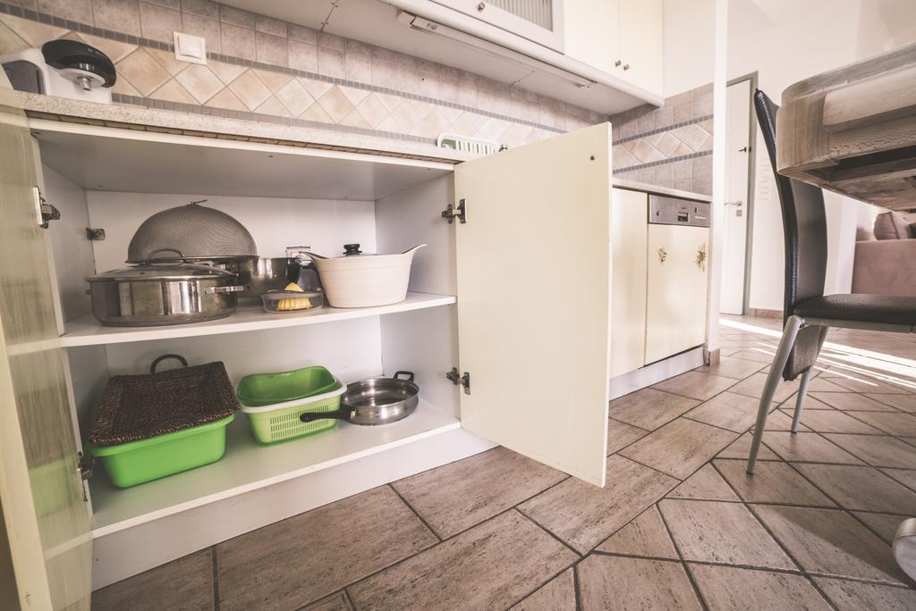 Nefeli City Apartments พาทรา ภายนอก รูปภาพ